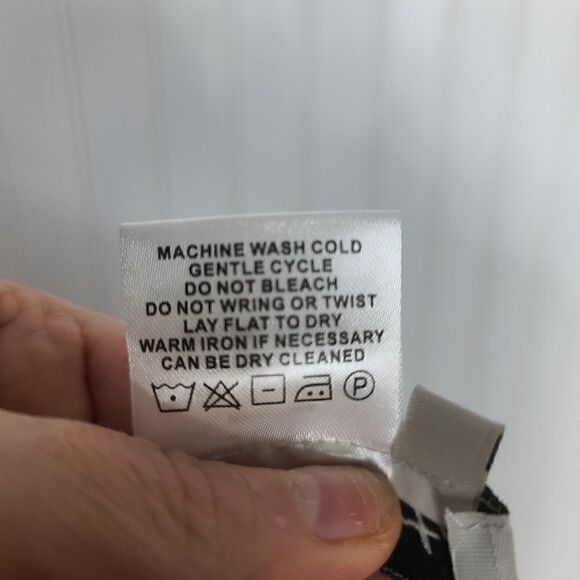 A LA Carte Metallic Long Sleeve Blouse NWT SIZE MEDIUM - Picture 6 of 8